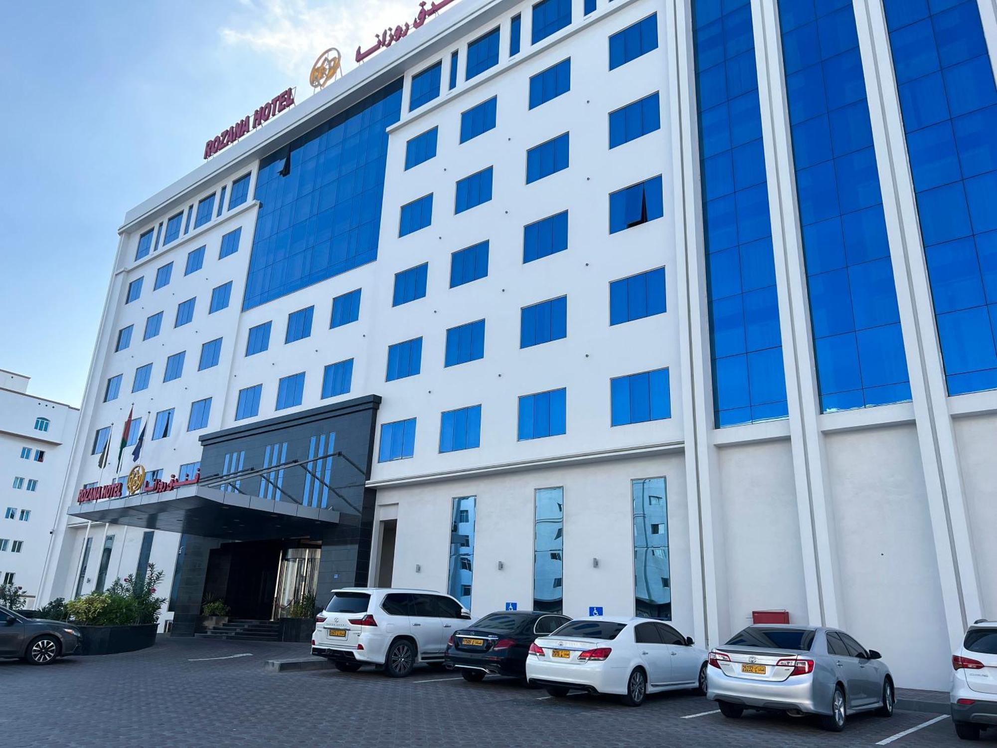 Rozana Hotel Muskat Bagian luar foto